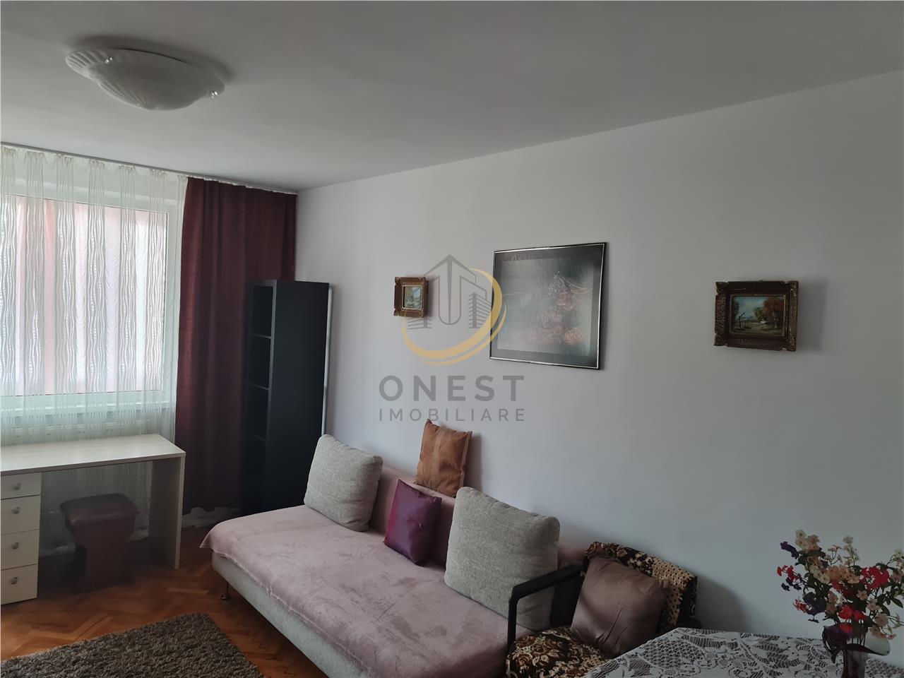 Apartament cu 2 camere lingă UMF - Cornisa